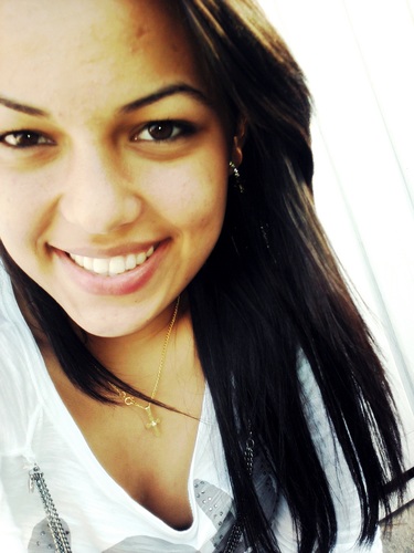 Um brinde à mim, que já passei por tanta merda e continuo aqui, de pé...  beê da @kahalcantara_ , miinha menina teamommmt @Kiusleycorreia  s2