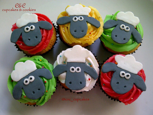C & C : Cupcakes & Cookies
 Kudapan Penuh Kegembiraan,
 Menerima pesanan untuk arisan, pesta ulang tahun, dan acara keluarga lainnya.(085279236398)
