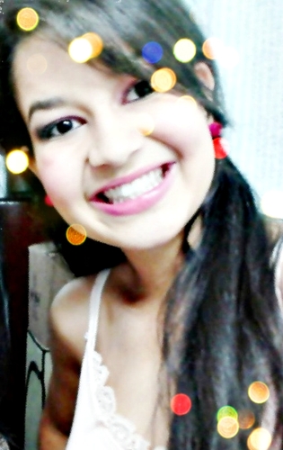 Joyce,16, Ariana, chorona, emotiva, teimosa, carente, chata as vezes, SÃO PAULINA, adele,dançar, face, amigos, Deus, igreja, familia, sorriso, soonhos ..