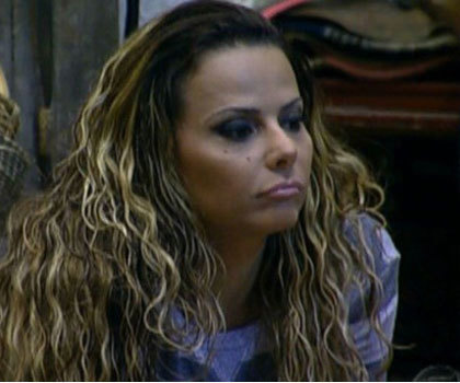 #TEAMVIVIANE ATÉ O FIM , HUMILDADE , PERSONALIDADE E CARATER DEFINEM .