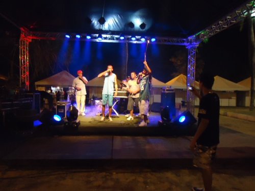 educador vocalista compositor letrista biboy
