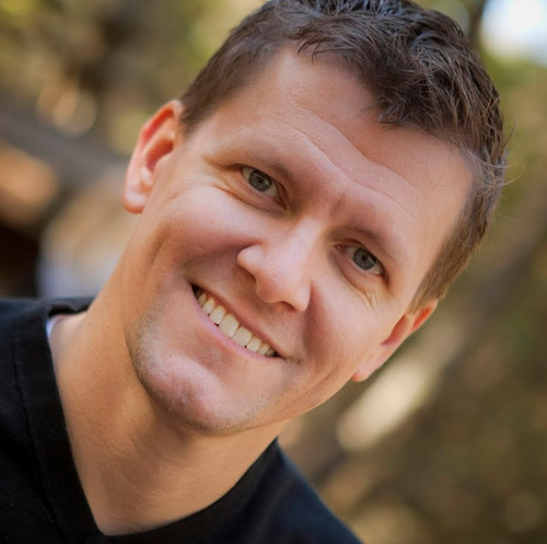 Award-Winning Marketing Executive, Speaker, Author of the New Book NONSENSETENCES