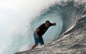 Dad. Surfer. Snowboarder. Sports Fan. Work for Surfing New Zealand.