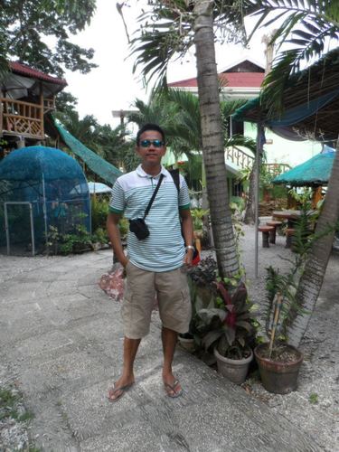 Fun to be with, adventurous, God-fearing, Loves Playing Basketball & Surfing the net.