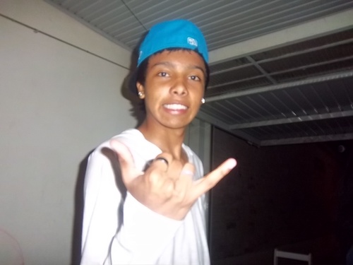Amo tudo aquilo que me faz feliz!Dogtown Style,futebol,família,amizade é tudo e a Maiara também é tudo pra mim né...M3


 ...