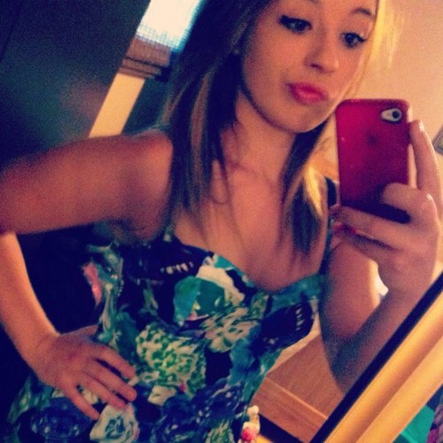 twitsmybitch's profile picture. impress me.