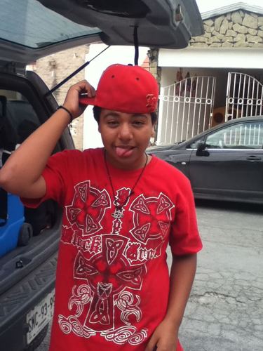 danny_el_oner's profile picture. Cantante y Escritor de RAP yo ago esto por que es lo que mas me gusta Amo Esta Musica a y A Mi Novia y si sigo cantando esto lo ago por ELLA  ñ____ñ