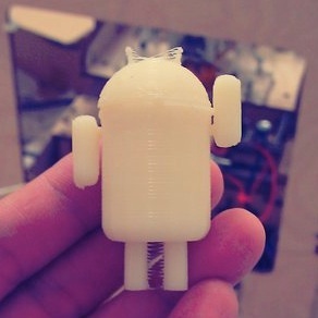 スマートフォンゲームのエンジニア
機械学習始めました。TensorFlowはまだ初心者レベル
各種マイコンでシステムを作ります。3Dプリンタやレーザーカッターで何か作って遊んでます
バイオリン、ピアノほか楽器を弾きます。高槻フィルという市民オーケストラでバイオリンを弾いてます

※小説家「庄司薫」とは関係ありません
