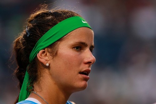 Match scores, photos, reports, and news on the wonderful @juliagoerges.