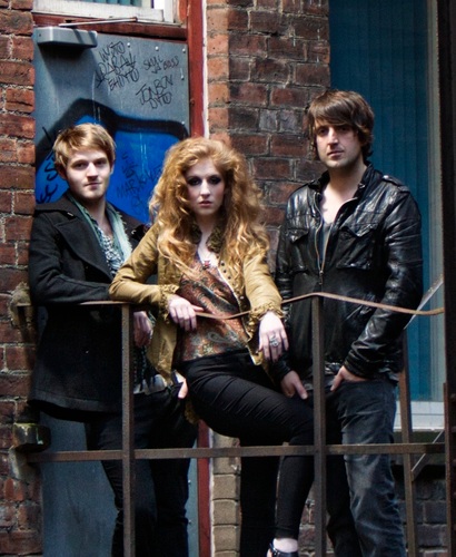 If you like Train, Lady Antebellum or Kelly Clarkson  you might like ASHTON LANE get 7 FREE SONGS HERE!
http://t.co/yJjX8GGA