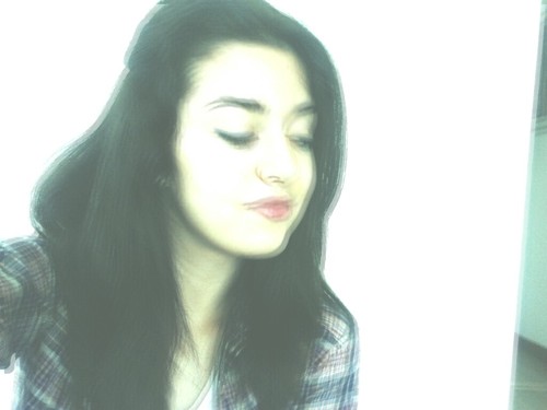 Hello, I'm a #TOILETWHORE and i'm a #DUDE and i laugh whenever i hear the word #TOILET thanks to epic girl Kirsten :'D