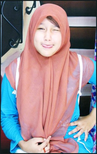 Sukses itu bukan dimulai dari besok, tapi mulai dari sekarang. :)
Allah SWT, Rasulullah and Family ♥|  
♥ @punk_osd ^^♥