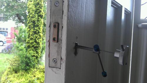 Locksmith based in Horwich, Bolton. We offer a 24hr service. Fully police checked, all lock and key problems solved, repaired, fixed. 01204 770350 Thanks.