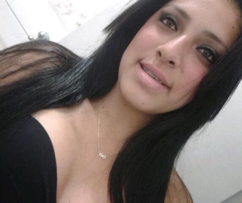 Por que ela é impossivel , que novinha terrivel pra ROMÂNCE é OFF pra balada é disponivel ('8 haha ;*