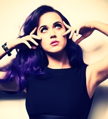 Sou mais um apaixonado por Katy Perry se você também é apaixonado por Katy Perry! Pow segue ai Twitter Pessoal: @_PorqueMatheus