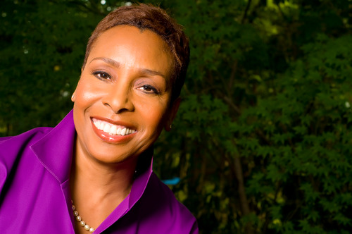 liveinyournow's profile picture. 