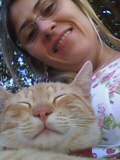 Antes de vcs eu era triste, agora c vcs, meus gatinhos, sou super feliz!!! Amo vcs!