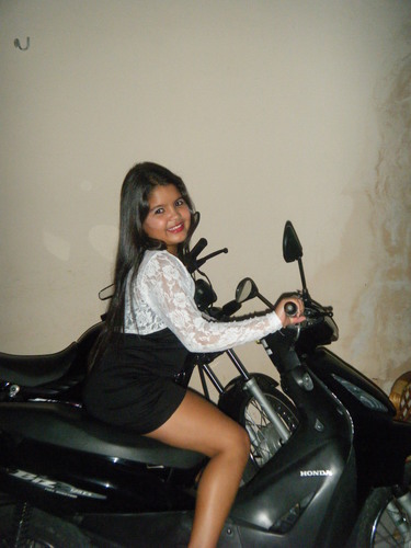 Sou fanática por Rebelde , gostou muitoo do Sorriso Maroto , adoro minha amigas! 3