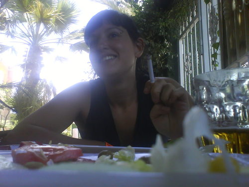 Isabelica84's profile picture. El pelo largo es muy esclavo....