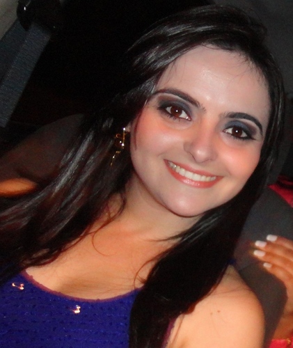 A vida nos apresenta a cada dia momentos, bons ou ruins, não importa, o importante é conseguirmos passar por todos.