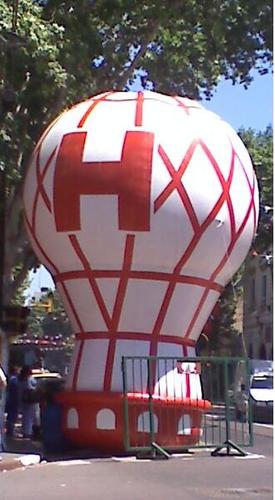 Trabajar con pasión, honestidad y sacrificio, sin límites. Dr RF.

Soy hincha del club que mas goles le dio a Argentina en la historia de los mundiales (14)