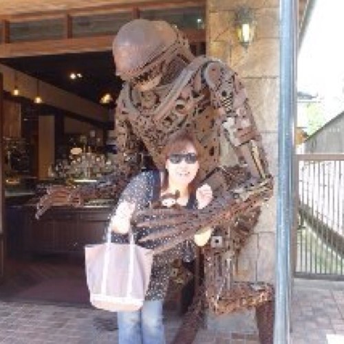 mieyossy's profile picture. 