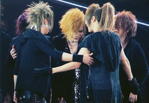 สินค้าสำหรับ Alice Nine http://t.co/ubBt0seO สินค้าสำหรับthe GazettE เเละสินค้าอื่น ๆ  http://t.co/WODiLdCq เเต่เปิดรับทุกออร์เดอร์คะ เพียงเเค่สั่ง