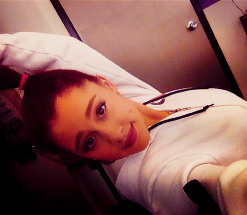 PerfectGianna's profile picture. We LOVE @glitteryariana. She is SO nice and amazing. c: We also support @ArianaGrande She is such an amazing person and so inspiring :)