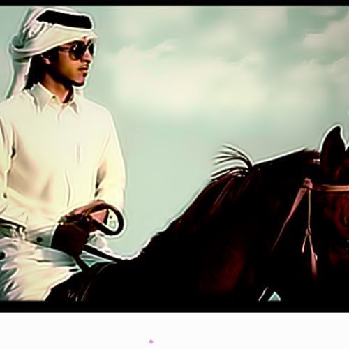 متذوق للشَعر وعاشق للكتابه والقراءه.. أن تكون بطلا من الواقع عليكك بالأبداع في ختام الروايات (فوق التراب مؤقتاً) #يسعدني متابعتكم