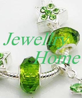 Welcome to our lovely home http://t.co/NfLh9VV4lp. We have many fashionable jewelries, necklace, earrings, etc waiting for you to share together.