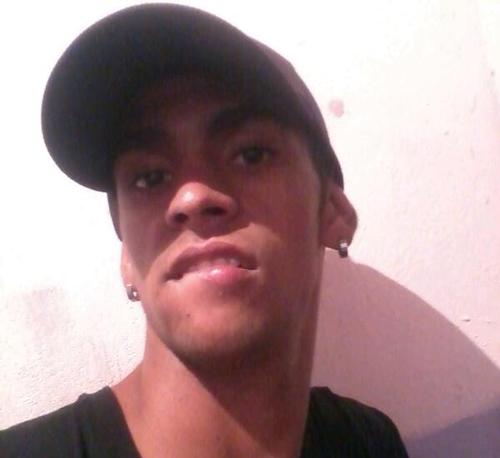 Me magoe km a verdd,mais naum me iluda km a mentira...