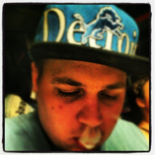 KillaIRB.. just an underground rapper tryin to make it. new mixtape comin soon. DM for contact info. HYAB