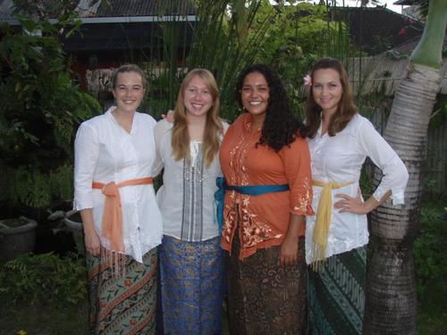 Professional students, occasional singers, aspiring educators, hard-core free/scuba divers, and Coral Triangle lovers