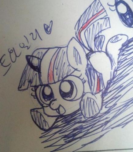 ddrive222's profile picture. 난 브로니다. 트와일리♥ 남자의 나이를 아시려하다니... 스무살이에요 ㅋㅋ