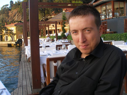 ferhatkatesci's profile picture. Front-End Developer