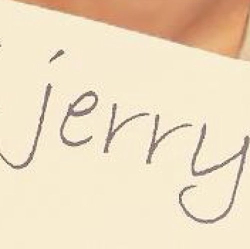 Thatsbelievee's profile picture. selena a des grosse joues. justin est gay. demi une vache ? oui.