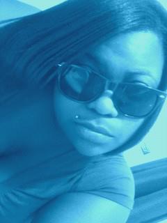 im tip ah good lovin person who loves to laugh and do the same for other's :) , im jusss that chick yha diggg !