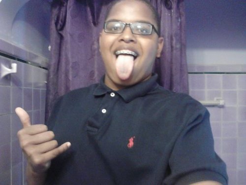 FOLLOW MY GIRLFRIEND @_HeChoosenMe__  Boyyy
