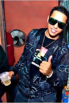 FC criado para o @DALESTEMF No Dia: 25/03/2012 s2 DONAS: @pequenapfvr_ ,  @vi_autentica ,& @Higuinhoo11 nós amamos demais o Daniel amor de fã amor sem fim s2!