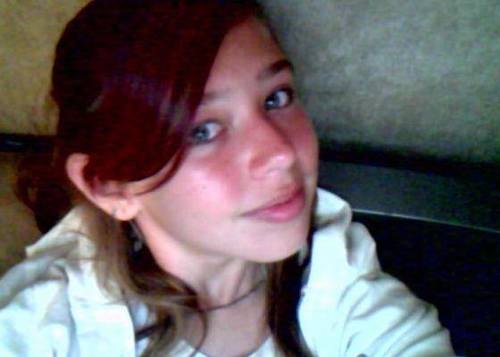 my name is Dominique Schostag y r u reading this theres a follow button click it