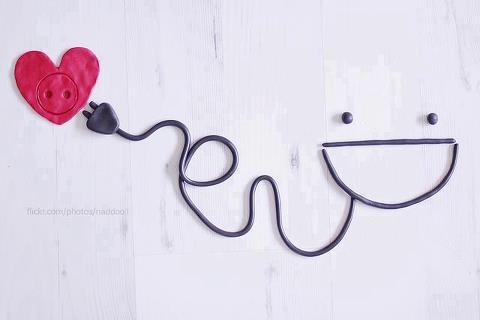 dxb_mayari's profile picture. Dream'r ... 8/july ... free 2 chat :)