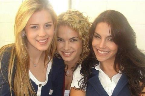 Pra sempre LuAr, SoMic e ChaMel. Amo deemais vcs !