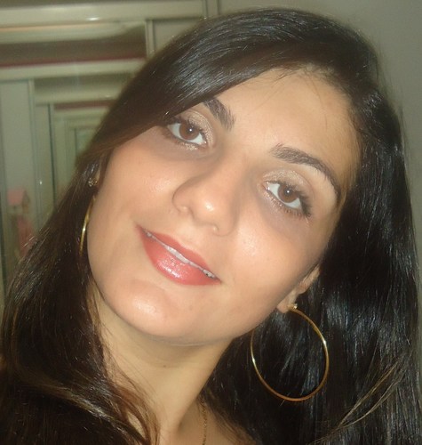 Amo a Deus e a minha família, parentes e amigos.
