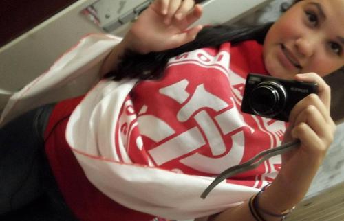 ...Nada vaai nos separar , somos todos teeus seguidores para sempre eu vou te amar ...
Sport Club Internacionaal (8