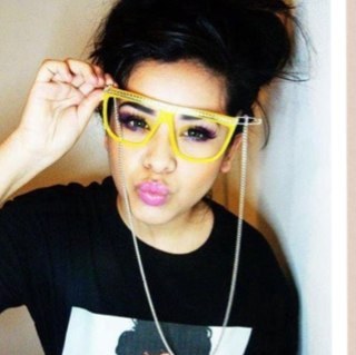 teenguide2life's profile picture. 