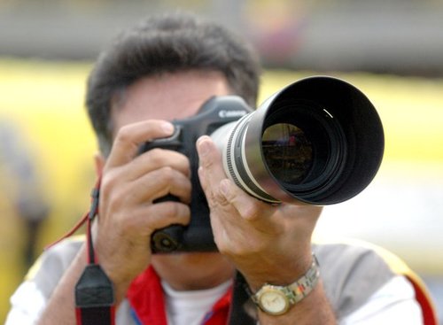 Bogotano y editor gráfico del periódico EL DEPORTIVO