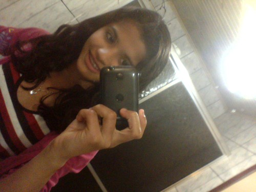 sou apenas eeuh ;b