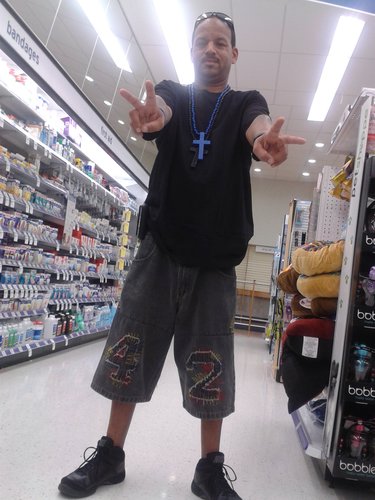 http://t.co/8xYXvxHJgg http://www.duaronjennjones@yahoo.com Da Mixtape Maker & T-Shirt Designer [ Active Page ] http://t.co/PftCYEI5TE