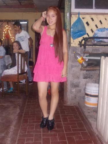 Hola ! me llamo camila me gusta el rap, hip hop y reggae   
NO VIVO CON LO QUE DICE LA GENTE A LA MIERDA  
Me gusta conocer gente :D