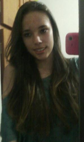 Bipolar, louca, maás feliz. Não sou de ninguém, mais se alguém me quiser : DISPONÍVEL ookaý =)  MSN: nathane_andrade04@hotmail.com